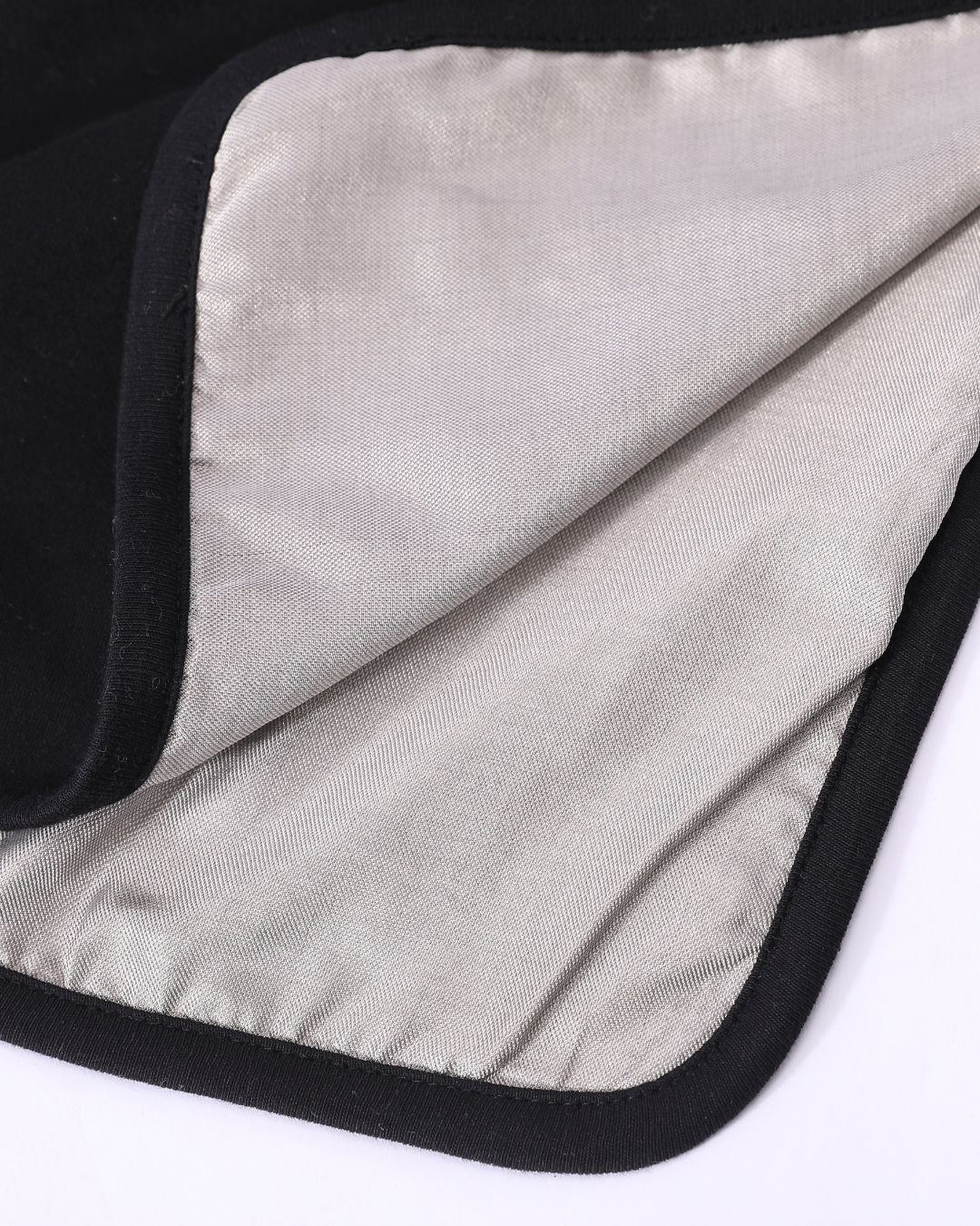 Stay cozy and protected with the Radia Smart® Poncho Blanket (Black), crafted with silver-lined Faraday fabric to block EMF, RF, and 5G radiation. This soft, breathable poncho offers full-body coverage and comfort while reducing exposure to harmful wireless signals. Ideal for home, travel, or relaxation, it supports overall wellness and fertility health. Stylish and functional, it’s perfect for those seeking everyday EMF protection in a sleek black design.